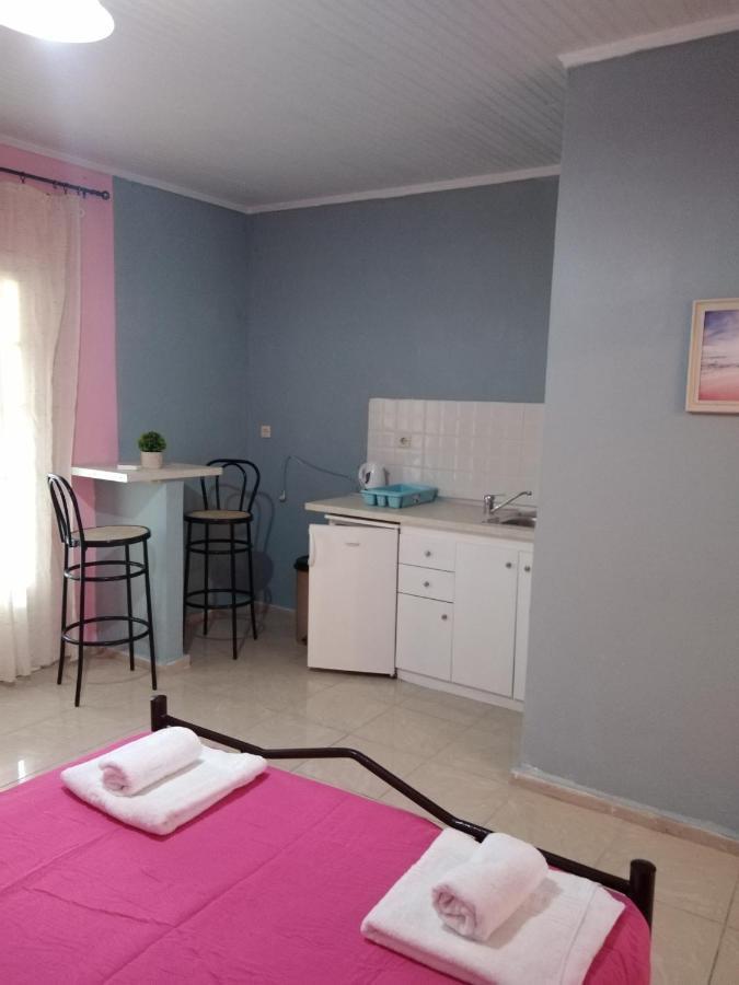 Elena Pool Aparthotel Ájosz Jeórjosz Kültér fotó
