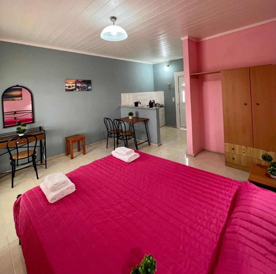 Elena Pool Aparthotel Ájosz Jeórjosz Kültér fotó