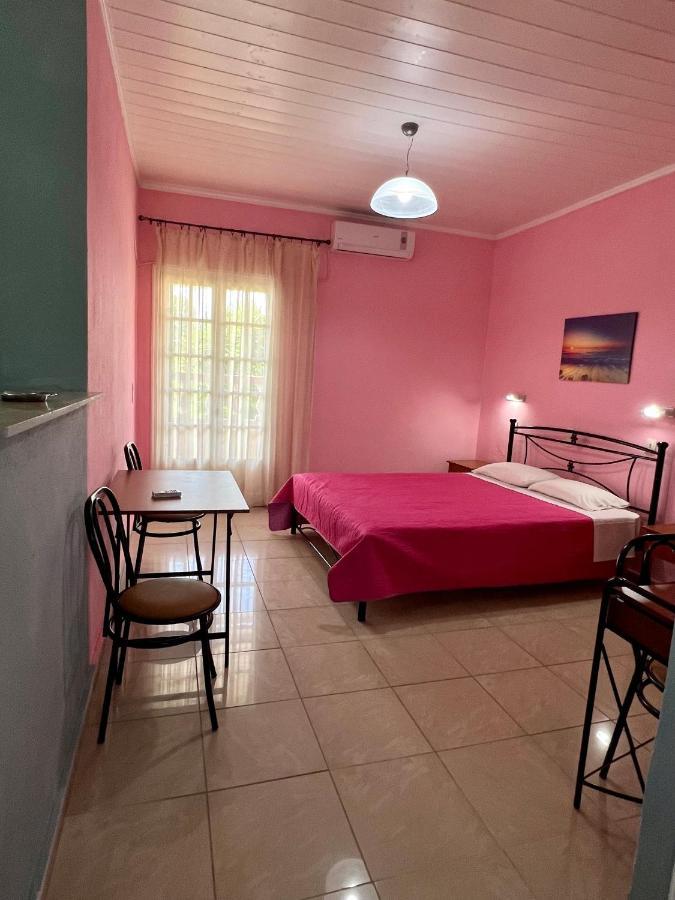 Elena Pool Aparthotel Ájosz Jeórjosz Kültér fotó
