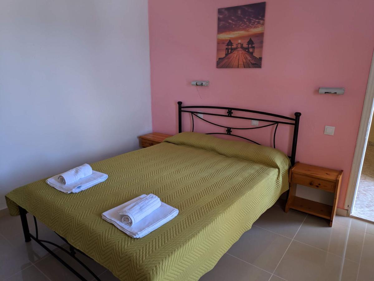 Elena Pool Aparthotel Ájosz Jeórjosz Kültér fotó