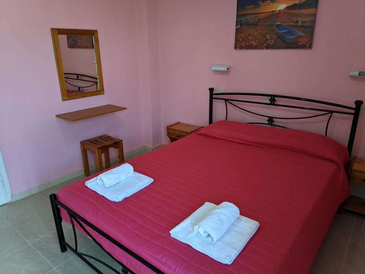 Elena Pool Aparthotel Ájosz Jeórjosz Kültér fotó
